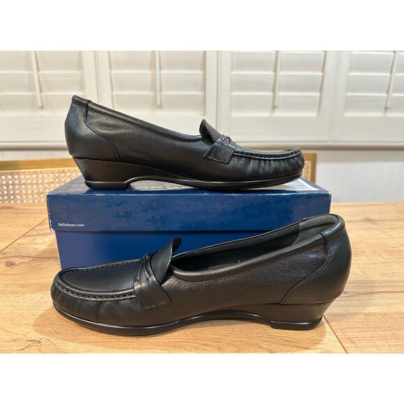 SAS Women's Easier Slip On Loafer Black Leather Size 10 Slim NIB Moccasin Comfy - Picture 7 of 12